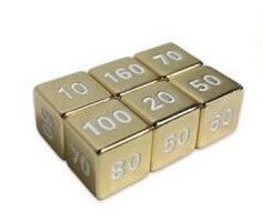 Kovové kostky ke hře Pokémon