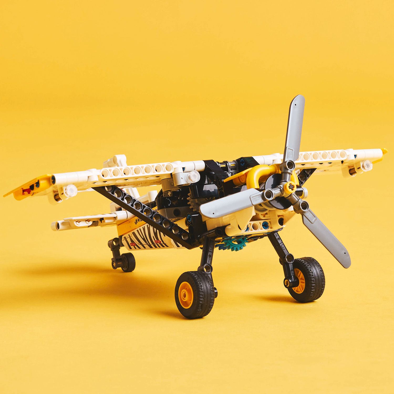 Vzl&eacute;tněte na kř&iacute;dlech fantazie